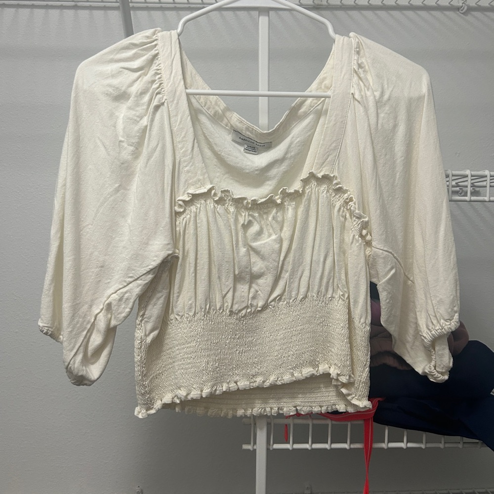 Elegant White AE Blousse